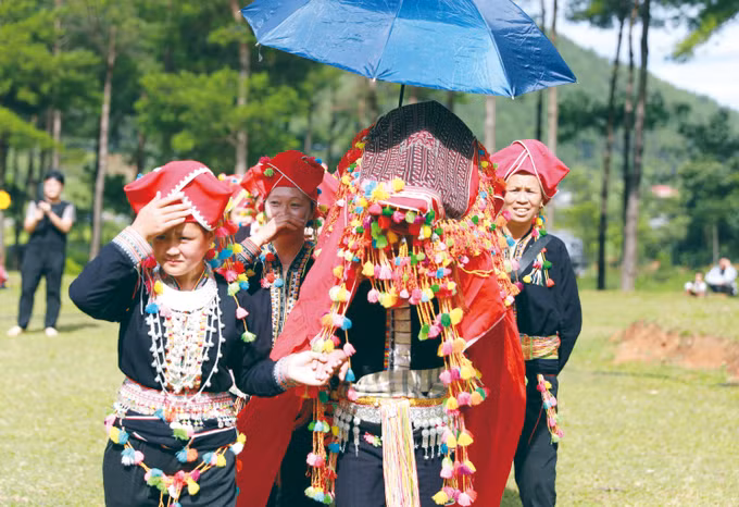 le-ruoc-dau-1.jpg