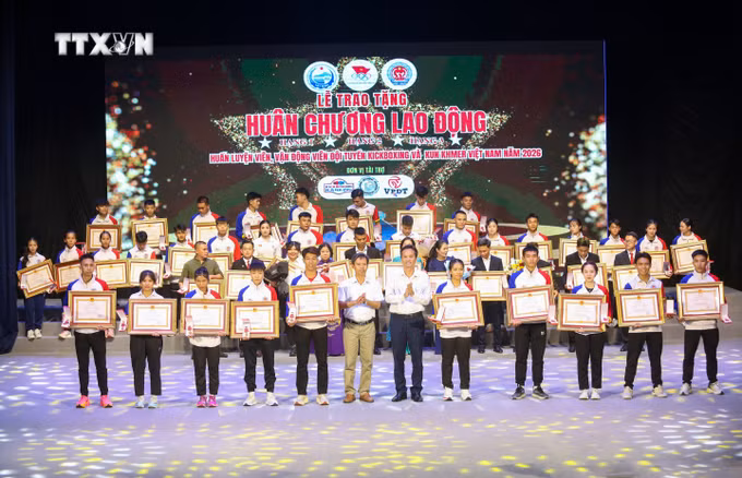 vna-potal-trao-tang-huan-chuong-lao-dong-va-khai-mac-giai-vo-dich-kun-khmer-cac-doi-manh-toan-quoc-nam-2026-tai-tay-ninh-8842041.jpg