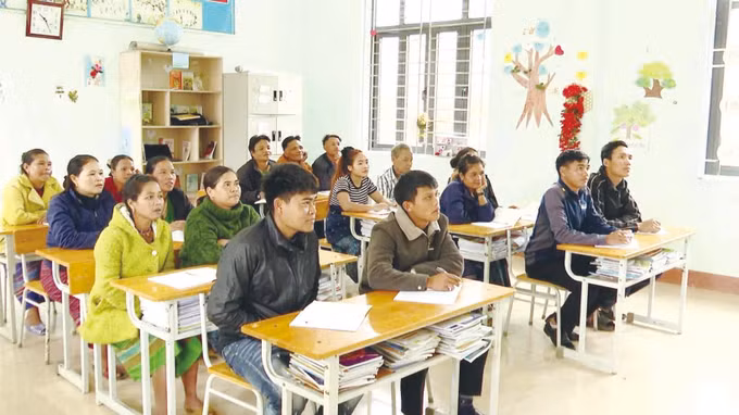 canh-cua-tri-thuc-2.jpg
