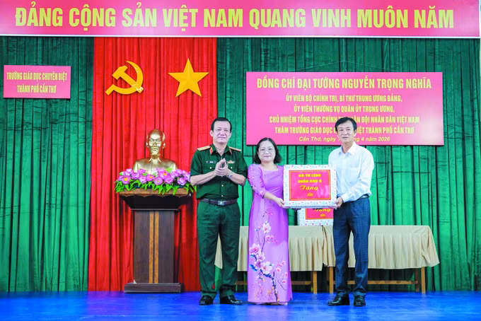 nguoi-co-uy-tin-10.jpg