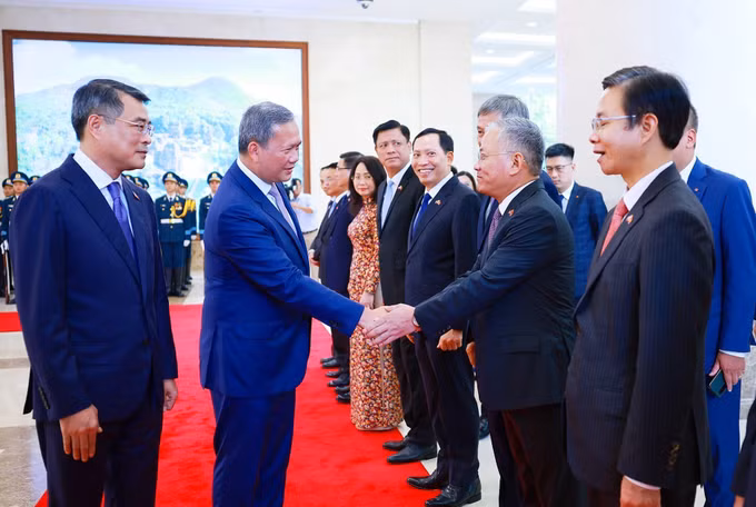 vna-potal-le-don-thu-tuong-campuchia-hun-manet-tham-chinh-thuc-viet-nam-8811934.jpg