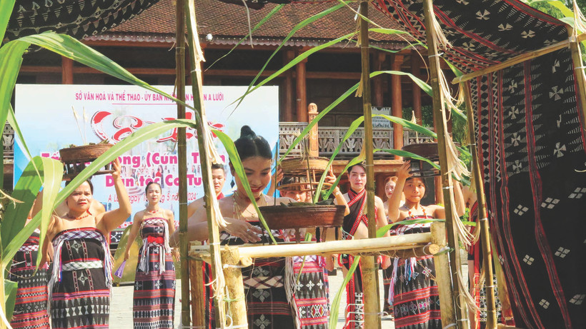បង្ហាញពិធីបុណ្យសែនអារក្សភ្នំឡើងវិញរបស់ ជនជាតិ កឺទូ