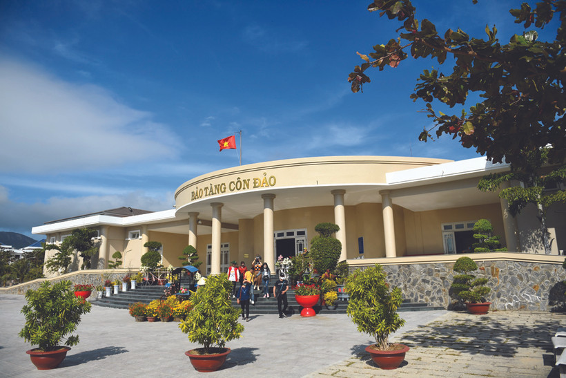 សារមន្ទីរ កូនដាវ ត្រូវបានបើកដំណើរការកសាងកាលពីថ្ងៃទី ៦ ខែ ធ្នូ ឆ្នាំ ២០០៩ ហើយបានសម្រេចជាស្ថាពរកាលពីថ្ងៃទី ១០ ខែ តុលា ឆ្នាំ ២០១០ មានផ្ទៃដីសាងសង់ចំនួន ៣.៥៧០ ម៉ែត្រការ៉េ ក្នុងនោះ ផ្ទៃក្រឡាសម្រាប់ដាក់តាំងទំហំ ១.៧០០ ម៉ែត្រការ៉េ 