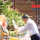 លោកអគ្គលេខាបក្ស ប្រធានរដ្ឋ តូឡឹម អញ្ជើញអុជធូប ត្រួតពិនិត្យការងារស្វែងរកអដ្ឋិធាតុយុទ្ធជនពលី