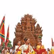 យុវនារីជនជាតិ ចាម ស្រស់ឆើតឆាយក្នុងឈុតសម្លៀកបំពាក់ពិធីបុណ្យ