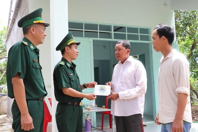 ឧបត្ថម្ភបងប្អូនបណ្តាជនជាតិនៅតំបន់ព្រំប្រទល់ស្ថិរភាពការស់នៅ អភិវឌ្ឍន៍សេដ្ឋកិច្ច