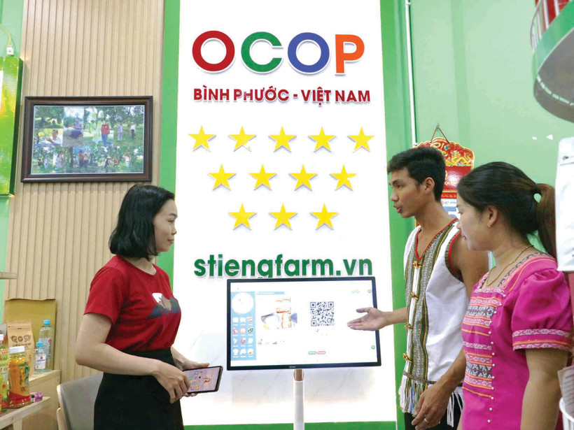 ហាងលក់ទំនិញ ស្ទៀងហ្វាម នៅទីក្រុង ដុងស្វាយ ខេត្ត ប៊ិញភឿក ឧទ្ទេសនាម ចែកចាយផលិតផល OCOP និងផលិតផលពិសេសប្រចាំតំបន់