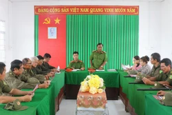 ស្រុះចិត្តគំនិតនិងស្ម័គ្រចិត្តខិតខំប្រឹងប្រែងរក្សាសន្តិសុខសណ្តាប់ធ្នាប់នៅតំបន់ព្រំដែនភាគនិរតី