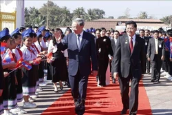 លោកអគ្គលេខាបក្ស តូ ឡឹម អញ្ជើញចូលរួមពិធីសម្ពោធសួនមិត្តភាព ឡាវ-វៀតណាម នៅរដ្ឋធានី វៀងចន្ទ