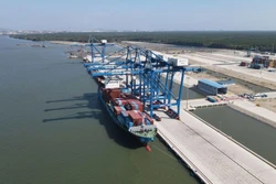 ការបង្កើតប្រព័ន្ធអេកូឡូស៊ីសេវាកម្មហិរញ្ញវត្ថុផ្លូវសមុទ្រនឹងរួមចំណែកដោយផ្ទាល់ដល់ការពង្រឹងការអភិវឌ្ឍមជ្ឈមណ្ឌលហិរញ្ញវត្ថុអន្តរជាតិ។