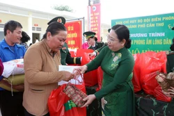 និទាឃរដូវនៃការពារព្រំដែនផ្តល់ការឧបត្ថម្ភជាក់ស្តែងដល់បងប្អូនជនជាតិ នៅតំបន់ព្រំដែនឆ្នេរសមុទ្រ