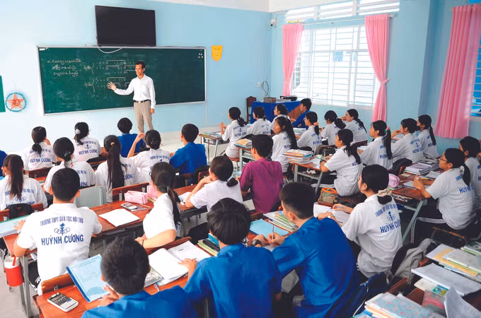 ហ្វ៊ិញកឿង - សាលាជួយក្តីសុបិនអោយកូនក្មួយបងប្អូនជនជាតិ ảnh 5