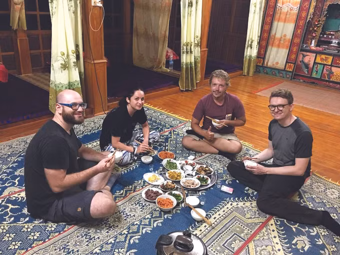 ភូមិទេសចរណ៍ គ្វិញសឺន រក្សាទុកនូវលក្ខណៈវប្បធម៌ តៃ ảnh 2