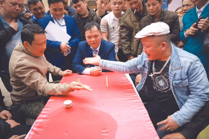 "ឡៃ ក" - លក្ខណៈវប្បធម៌ប្រជាប្រិយរបស់ជនជាតិ តៃ នុង ảnh 1