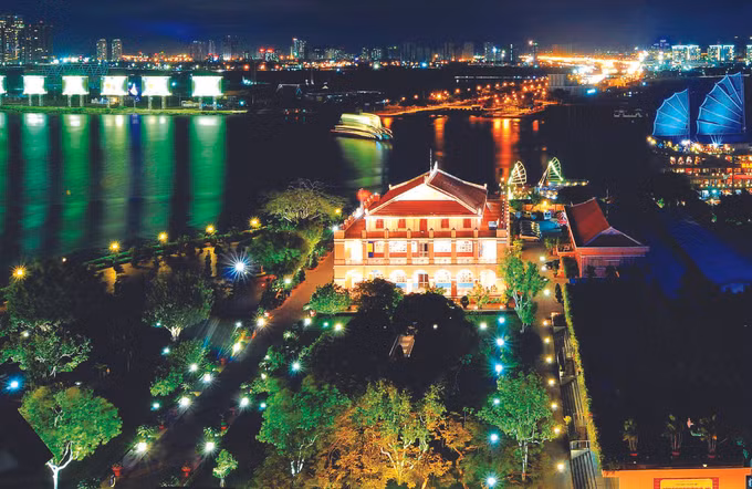 ទស្សនា បេនញ៉ារ៉ុង កេរដំណែលប្រវត្តិសាស្រ្តដែលដិតដាមទៅដោយស្លាកស្នាមអនុស្សាវរីយ៍អំពីលោកអ៊ំ ហូ ảnh 1