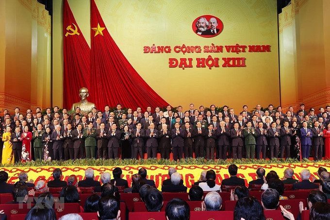 ប្រកាសដំណើរការគណៈកម្មាធិការមជ្ឈិមបក្សអាណត្តិទី ១៣ ចំពោះមុខអង្គមហាសន្និបាត ảnh 3