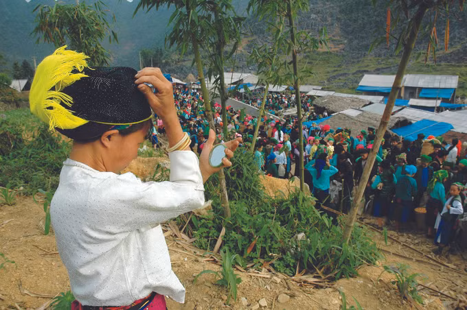 ផ្សារណាត់នាពេលដំណាច់ឆ្នាំនៅតំបន់ខ្ពស់ ហាយ៉ាង ảnh 1