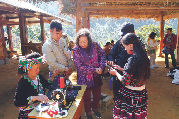 ចំណុចភ្លឺក្នុងកិច្ចការបង្ការ ប្រយុទ្ធប្រឆាំងនឹងគ្រឿងញៀននៅភូមិជនជាតិ ម៉ុង ảnh 1