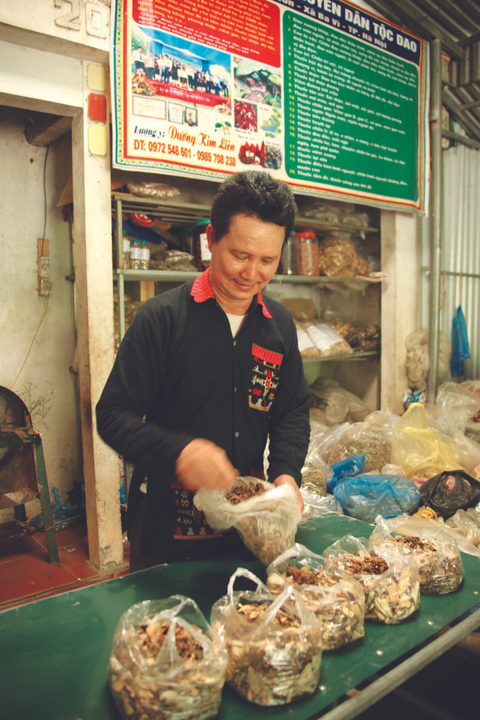 ជីវភាពថ្មីនៅតំបន់បងប្អូនជនជាតិ តំបន់ភ្នំនៃរដ្ឋធានី ảnh 3