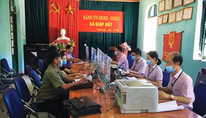 ប្រជាជននៅតំបន់ភ្នំ ដាបាក់ រួចផុតពីភាពក្រីក្រអាស្រ័យដោយប្រភពទុនកម្ចីអនុគ្រោះ ảnh 2