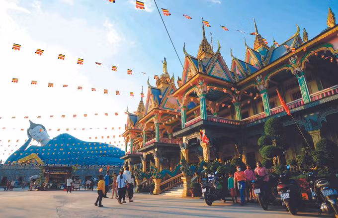 លក្ខណៈថ្មីនៅតំបន់ជាយក្រុងខេត្ត សុកត្រាំង ảnh 3