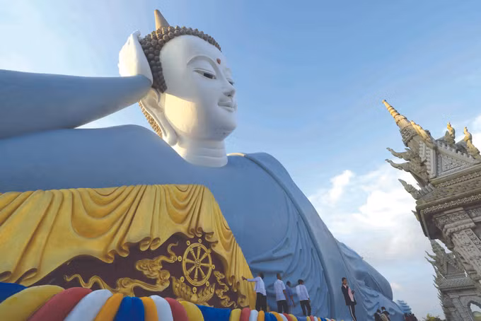 វត្តអារាម ខ្មែរ - សសរស្តម្ភខាងស្មារតីរបស់បងប្អូនជនជាតិ ខ្មែរ ខេត្ត សុកត្រាំង ảnh 1