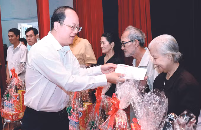 ទីក្រុងភក្តីភាព ảnh 2