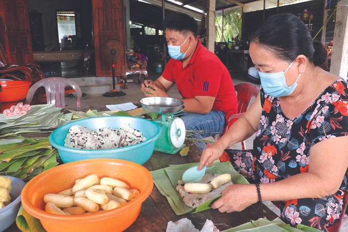 នំអន្សមតំបន់ប៉ែកខាងលិច ảnh 1