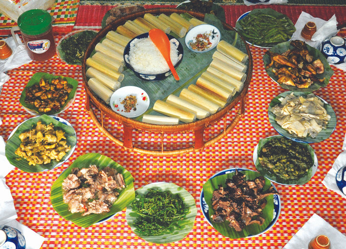 ស្ពកបាយនាថ្ងៃនៃនិទាឃរដូវរបស់ជនជាតិ កឺទូ ភោជនាហារនាថ្ងៃនៃនិទាឃរដូវរបស់ជនជាតិ កឺទូ ảnh 1