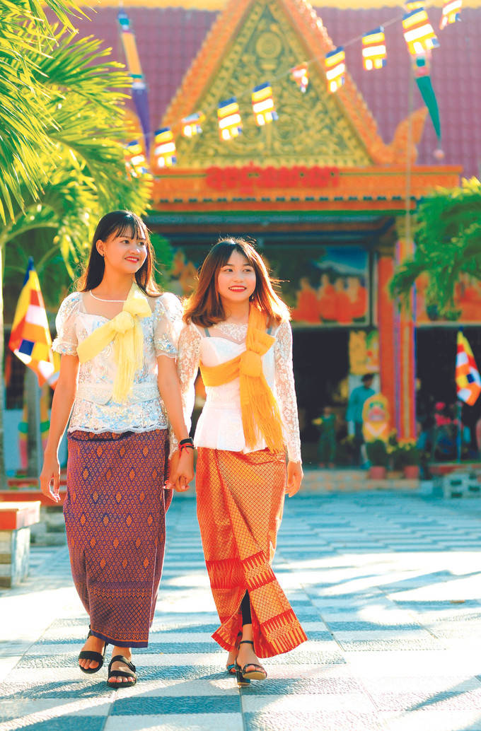 ច្បាប់ស្រីរបស់ជនជាតិ ខែ្មរ ណាមបូ ảnh 3