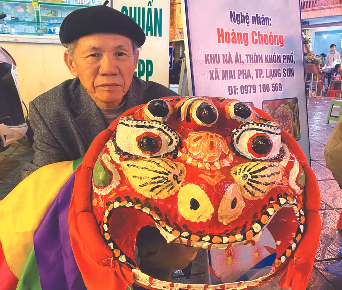 របាំលោតម៉ុងសាយក្បាលតោមុខឆ្មា - បេតិកភណ្ឌវប្បធម៌អរូបីថ្នាក់ជាតិនៃខេត្ត ឡាងសឺន ảnh 3