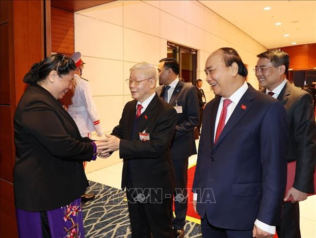 រូបភាពមួយចំនួនក្នុងថ្ងៃដំបូងនៃមហាសន្និបាតតំណាងទូទាំងប្រទេសលើកទី ១៣ របស់បក្សកុម្មុយនិស្តវៀតណាម ảnh 7