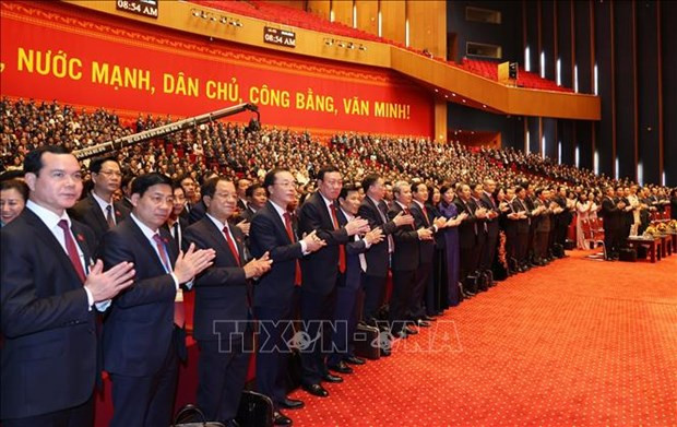 រូបភាពមួយចំនួនក្នុងថ្ងៃដំបូងនៃមហាសន្និបាតតំណាងទូទាំងប្រទេសលើកទី ១៣ របស់បក្សកុម្មុយនិស្តវៀតណាម ảnh 15