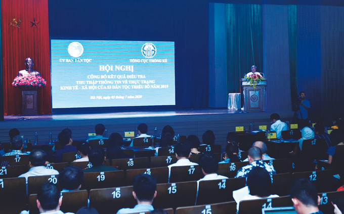 ប្រកាសលទ្ធផលជំរឿន ប្រមូលព័ត៌មានអំពីស្ថានភាពសេដ្ឋកិច្ច - សង្គមជាក់ស្តែងឆ្នាំ ២០១៩ នៃជនជាតិភាគតិចទាំង ៥៣ ក្រុម ảnh 2