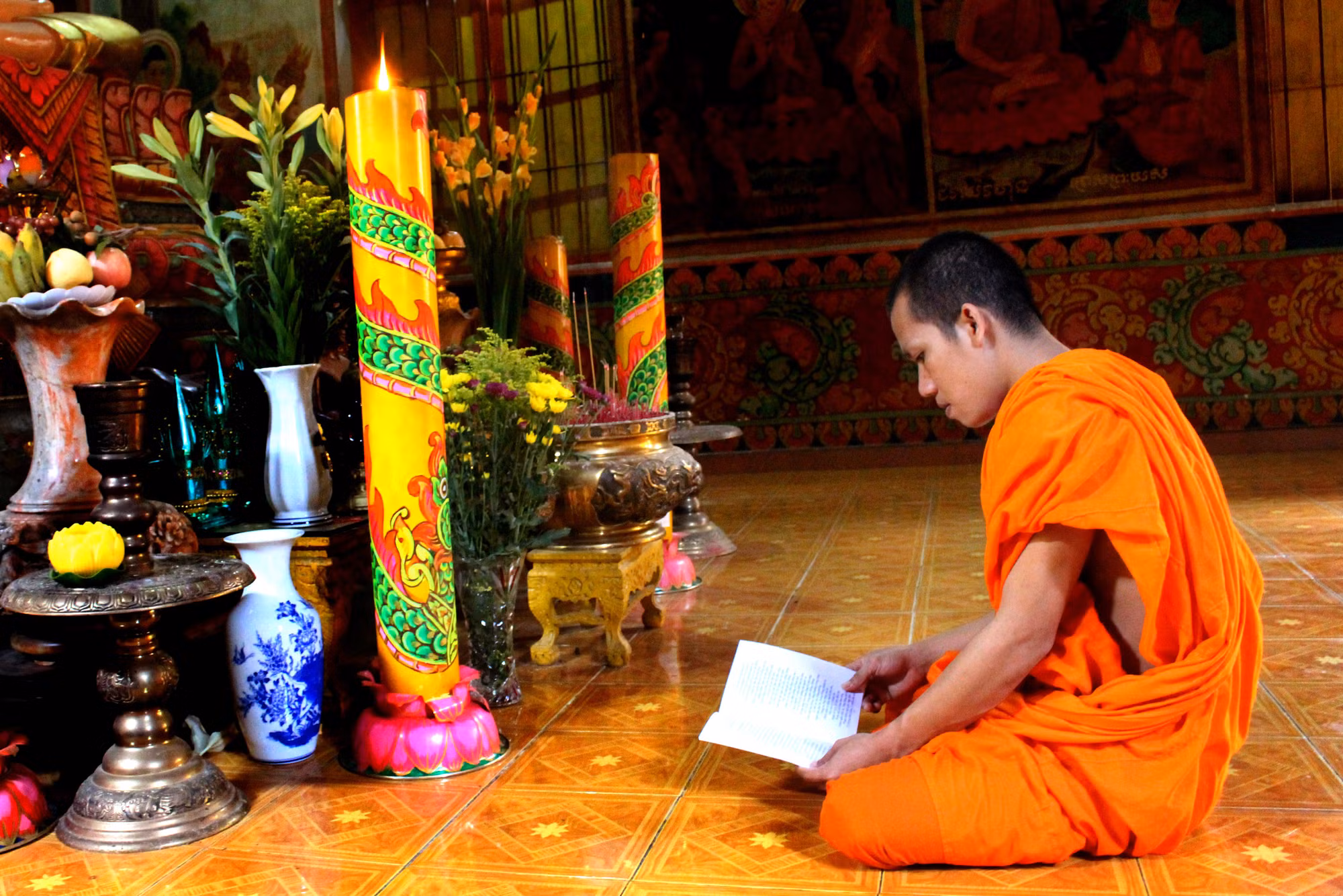 ព្រះភិក្ខុសង្ឃសង្រួមចិត្តអារម្មណ៍សិក្សាពុទ្ធវាចនអស់រយៈកាលចូលវស្សា