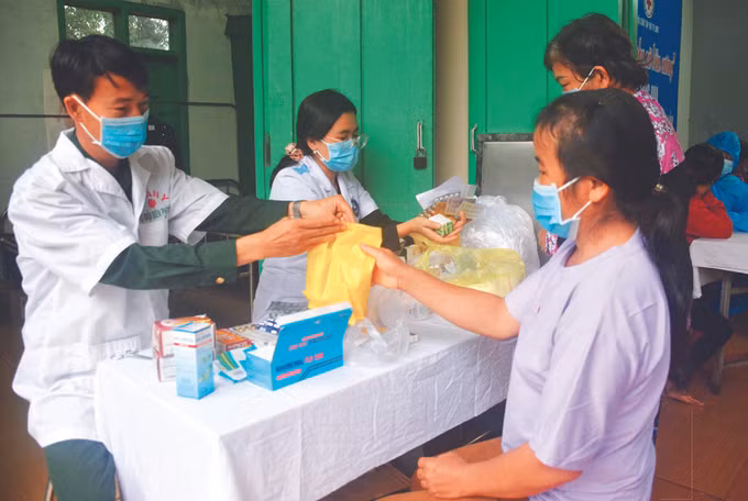 ខេត្ត ដាក់ឡាក់ រួមកម្លាំងគ្នាក្នុងការថែទាំសុខភាពអោយប្រជាជននៅតំបន់ព្រំដែន ảnh 5