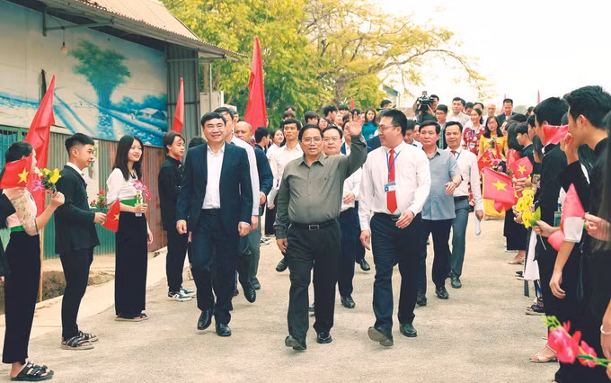 សកម្មភាពមួយចំនួនរបស់ថ្នាក់ដឹកនាំបក្សនិងរដ្ឋ ảnh 2