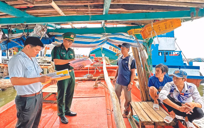 កសាង "ក្បួនយុទ្ធសាស្ត្រចិត្តប្រជាជន" នៅចុងប៉ូចនៃប៉ែកខាងត្បូងរបស់មាតុភូមិដ៏រឹងមាំ ảnh 4