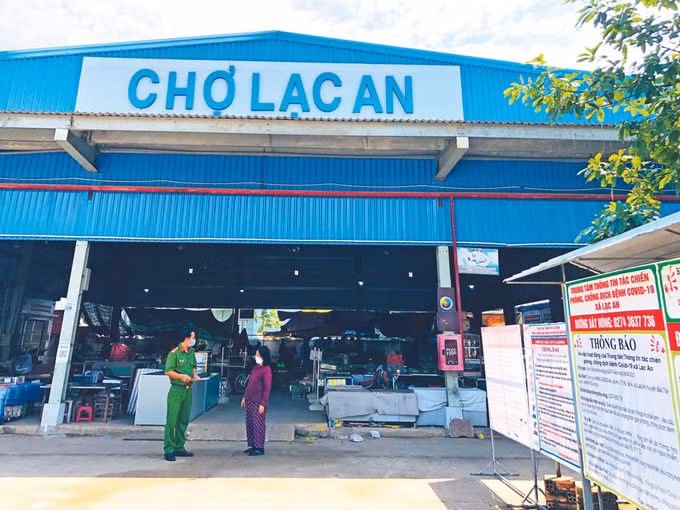 គំរូល្អមួយដែលជួយពង្រឹងសាមគ្គីភាពនៃប្រជាជននៅព្រះសហគមន៍កាតូលិក ảnh 2