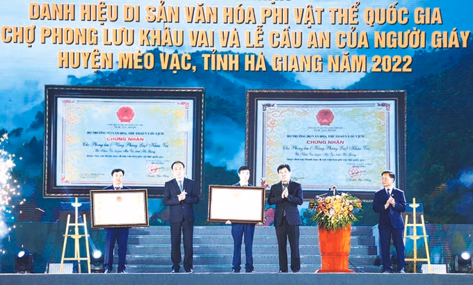 បេតិកភណ្ឌវប្បធម៌ជាតិផ្សារ ផុងលឺវ ខូវវ៉ាយ ảnh 3