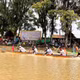 ក្រុមទូកទាំងឡាយបង្កើនល្បឿនឆ្ពោះទៅគោលដៅ។