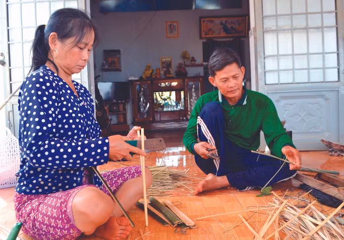 មានជីវិតរស់នៅសុខដុមរមនាប្រកបមុខរបរចិញ្ចឹមជីវិតសមល្មមនៅតំបន់តាំងទីលំនៅលេខ ១១៩ ảnh 1