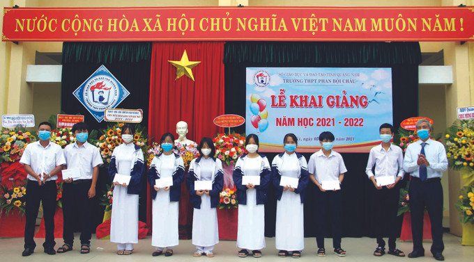 អបអរសាទរបវេសនកាលថ្មីឆ្នាំសិក្សា ២០២១ - ២០២២ ảnh 5