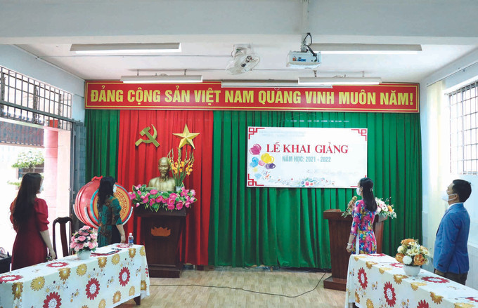 អបអរសាទរបវេសនកាលថ្មីឆ្នាំសិក្សា ២០២១ - ២០២២ ảnh 4