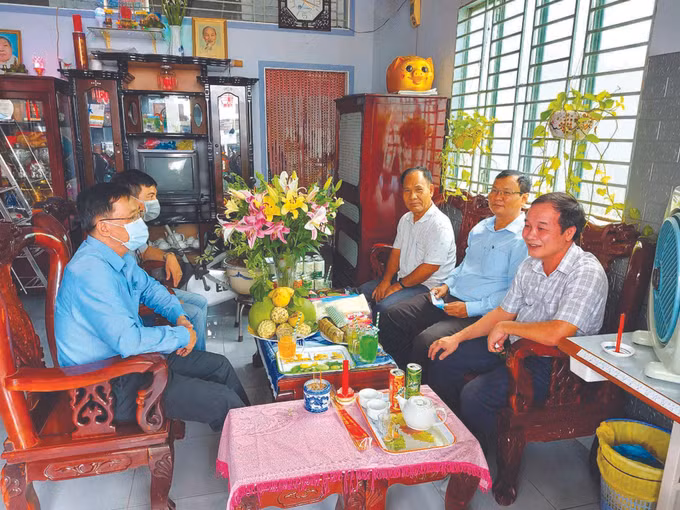 ទីក្រុង កឹនធើ អភិវឌ្ឍកងជួរកម្មាភិបាលជនជាតិភាគតិច ảnh 3