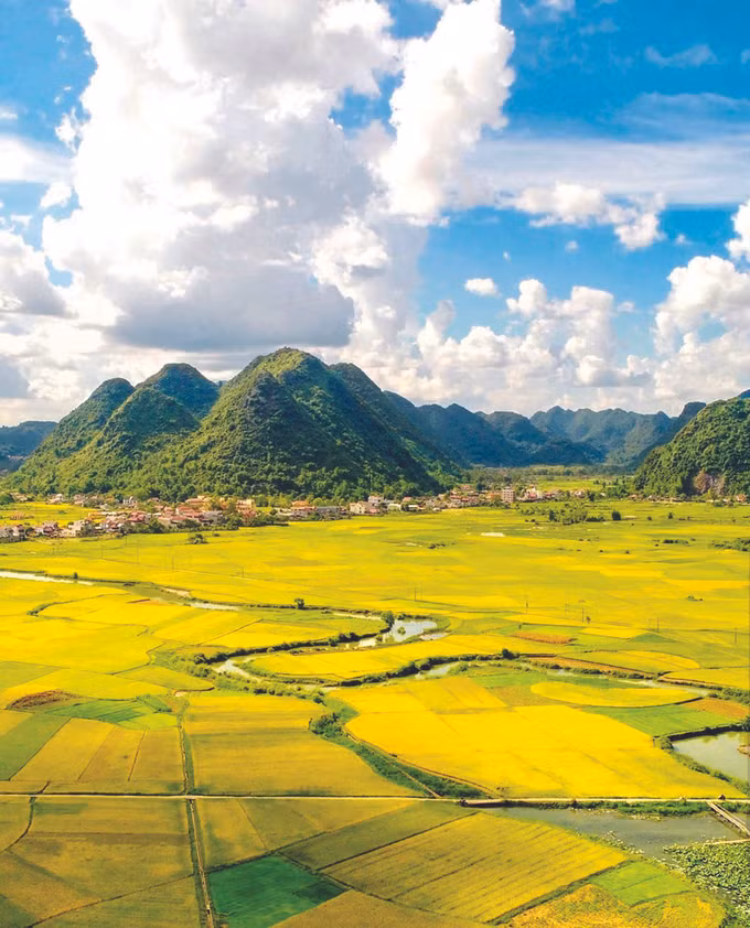 រដូវស្រូវទុំនៅជ្រលងភ្នំ បាក់សឺន ảnh 1