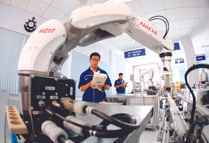 បង្កើតកម្លាំងឲ្យទីក្រុង ធូឌឹក លោតផ្លោះ ảnh 1