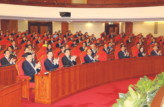 កិច្ចប្រជុំលើកទី ៥ នៃគណៈកម្មាធិការមជ្ឈិមបក្ស ធ្វើការលើបញ្ហាសំខាន់ៗ ជាច្រើន ảnh 3