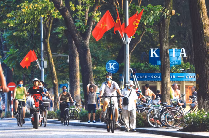 ចាប់ផ្តើមឈានចូលវសន្តរដូវនៅ ហាណូយ ảnh 5