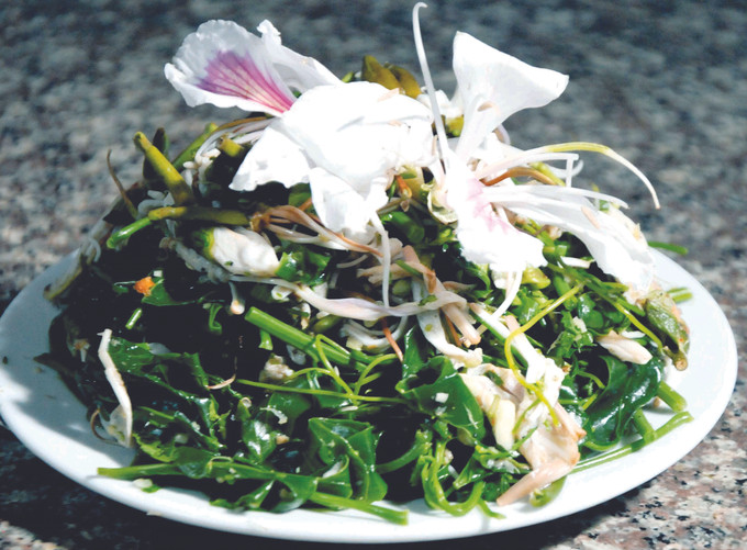 មុខម្ហូបញាំផ្កាជើងគោ មុខម្ហូបដ៏ល្អឯកផ្សេងៗ ដែលកែច្នៃពីផ្កាជើងគោ ảnh 3